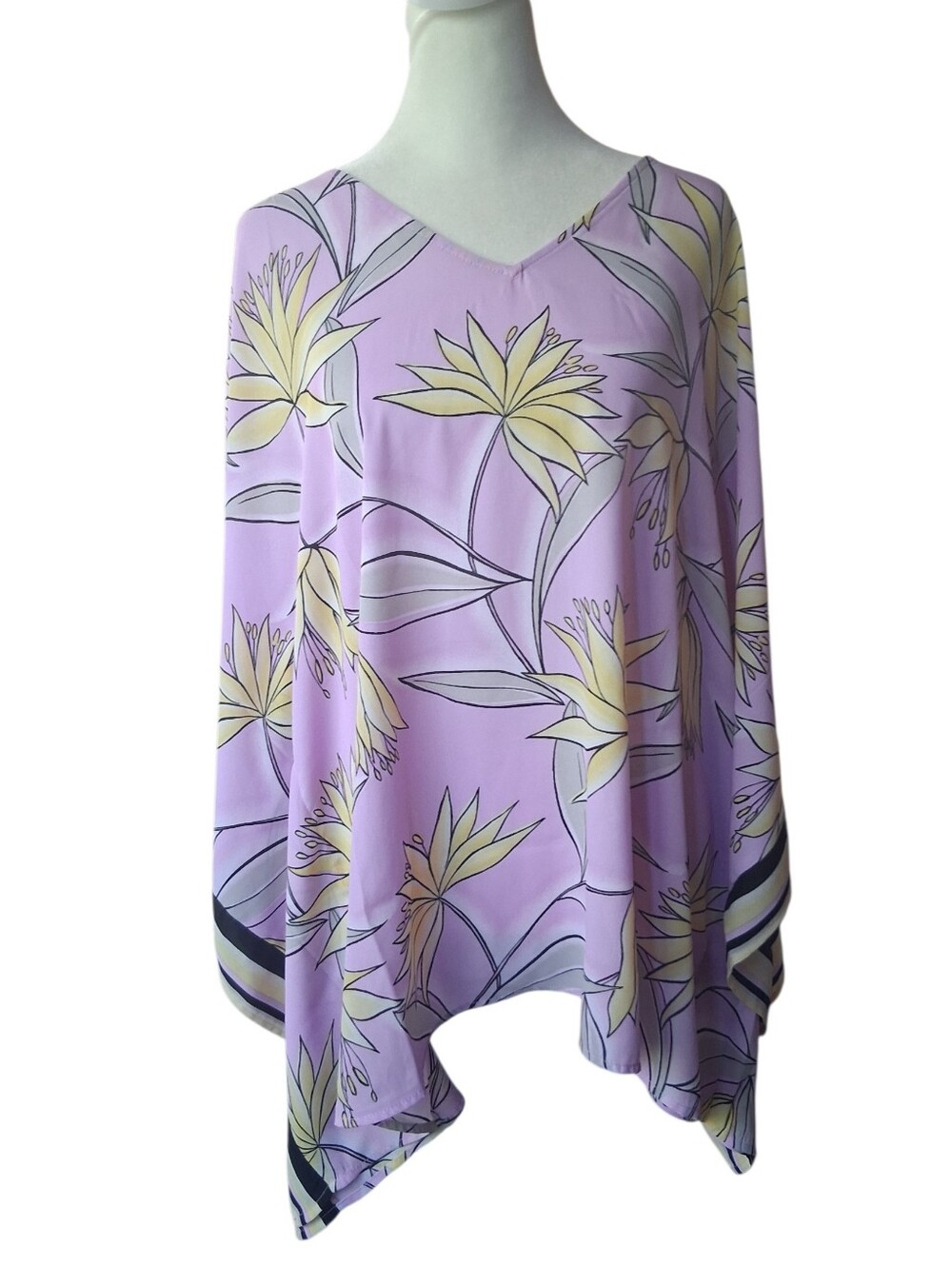 Belle by Kim Gravel Floral Water Lily Top in Pink and Yellow M